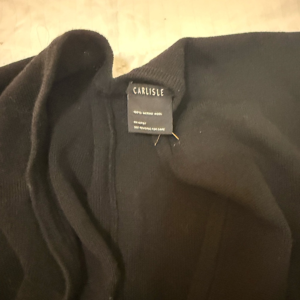 CARLISLE black poncho/ wrap